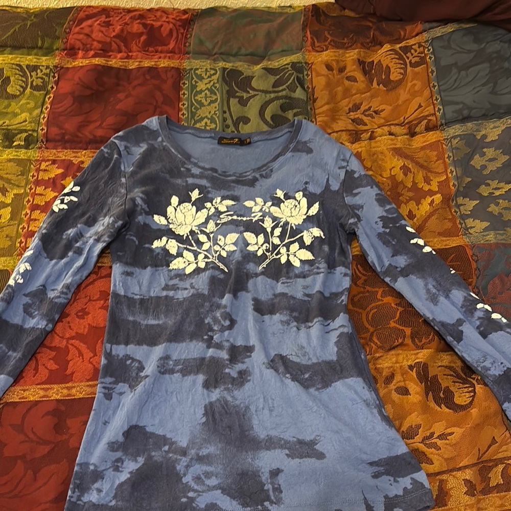 Blue and White Long Sleeve Tee with Floral Design